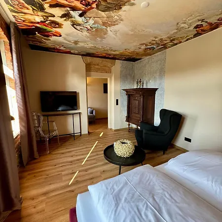 Historischer Zum Anker Hotel Wachau