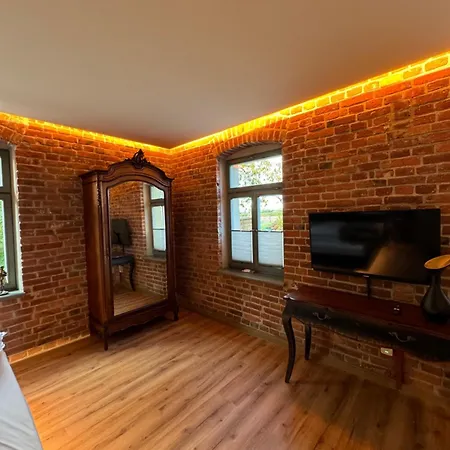 Historischer Zum Anker Hotel *