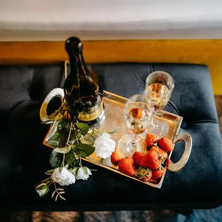 ホテル Historischer Zum Anker