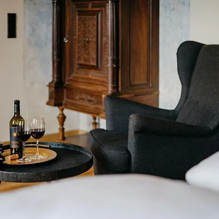 Historischer Zum Anker ホテル